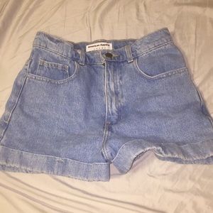 Cuffed high waisted denim shorts